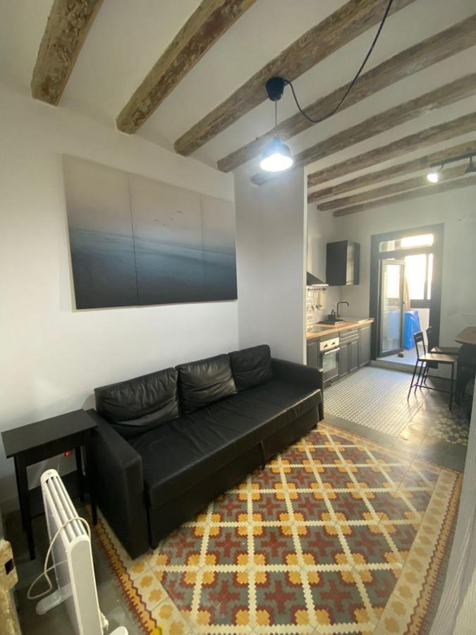 Spacious Modern Apartment In The Vibrant El Raval Barcelone Extérieur photo